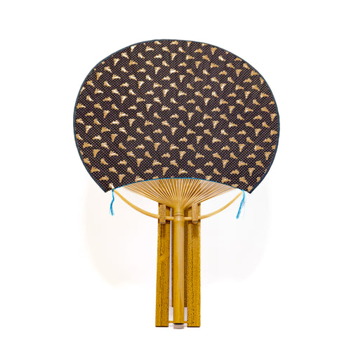 【印傳】房州うちわ 大万月型「兎」