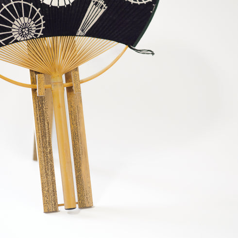 うちわ立て「双休美」