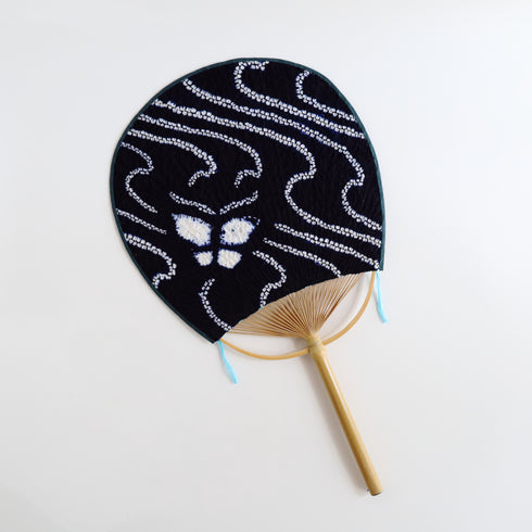 【絞り】房州うちわ 玉子型「揺らぎ蝶」